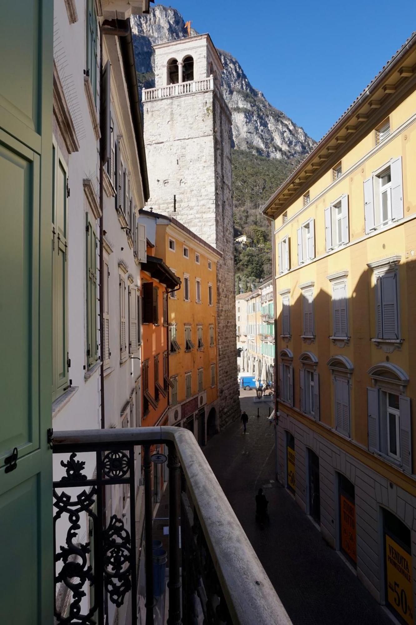Appartamento Dolce Vita Riva del Garda Exterior foto